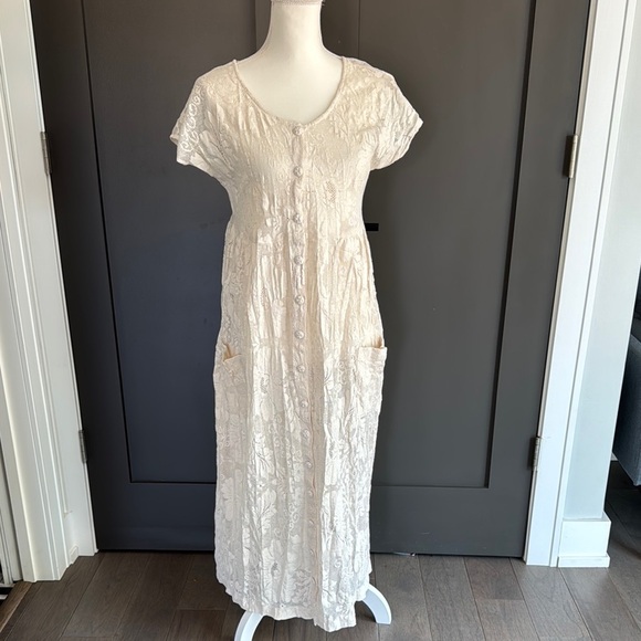Karen Kane Ivory Lace Button-Front Night gown - Picture 1 of 9